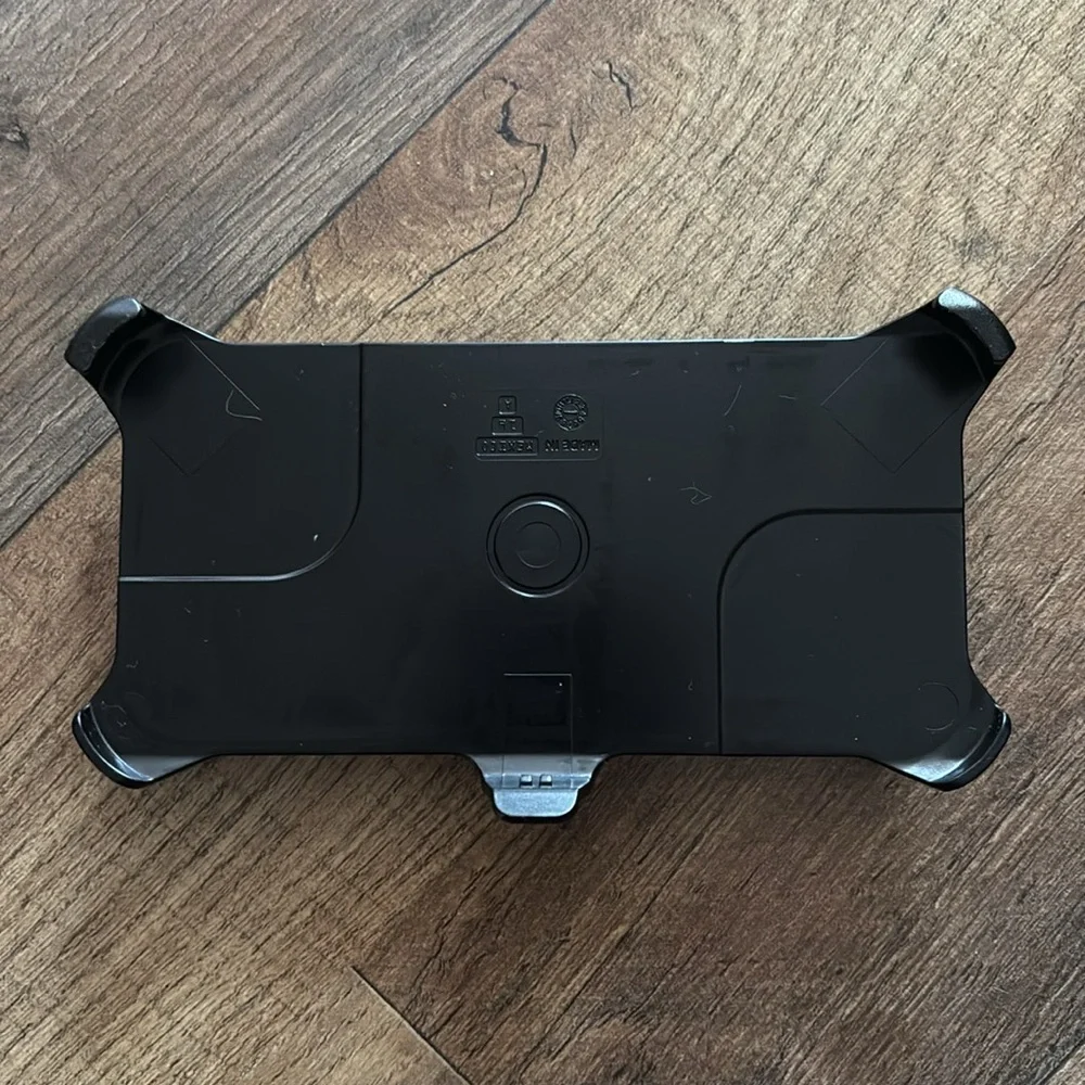 OtterBox iPhone 15 black clip case holder NEW